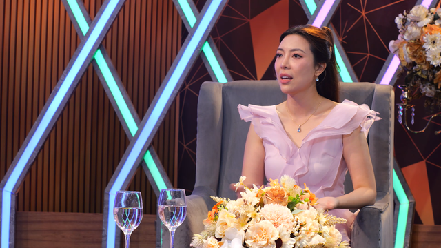 Nữ ca sĩ phải đi h&aacute;t qu&aacute;n bar: "T&ocirc;i ngỡ ng&agrave;ng" - Ảnh 2.