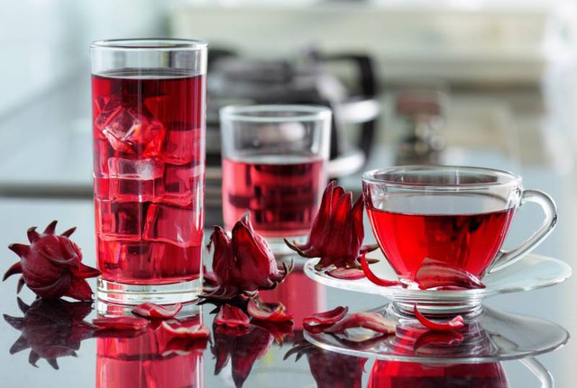 Giữa đỉnh điểm nắng n&oacute;ng: Học Tăng Thanh H&agrave; uống loại tr&agrave; "cứu" collagen, chống nắng, chống gi&agrave; cho da cực đỉnh - Ảnh 4.