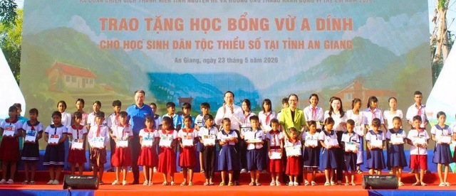 Khởi động Chiến dịch Thanh ni&ecirc;n t&igrave;nh nguyện H&egrave; 2026: Ph&aacute;t huy vai tr&ograve; ti&ecirc;n phong số h&oacute;a v&agrave; hướng về cộng đồng v&ugrave;ng bi&ecirc;n - Ảnh 6.