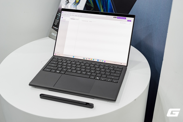 ASUS Zenbook DUO (2026) chính thức ra mắt: Laptop 2 màn hình nay đã trưởng thành, mỏng, mạnh và thực dụng hơn rất nhiều - Ảnh 13.