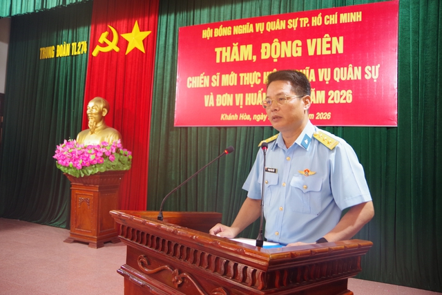 Đoàn công tác Hội đồng nghĩa vụ quân sự TP Hồ Chí Minh thăm, động viên các đồng chí huấn luyện chiến sỹ mới tại Tiểu đoàn huấn luyện chiến sĩ mới 2 của Trung đoàn 274, Sư đoàn 377 - Ảnh 4.