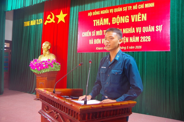 Đoàn công tác Hội đồng nghĩa vụ quân sự TP Hồ Chí Minh thăm, động viên các đồng chí huấn luyện chiến sỹ mới tại Tiểu đoàn huấn luyện chiến sĩ mới 2 của Trung đoàn 274, Sư đoàn 377 - Ảnh 5.