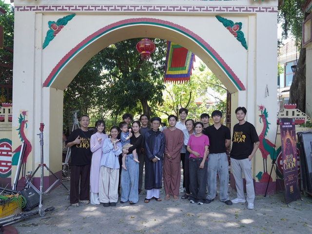 Hình ảnh mới nhất của Hoài Linh - Ảnh 2.