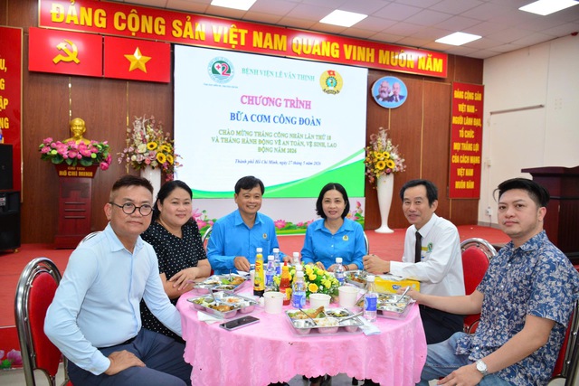 Bệnh viện Lê Văn Thịnh ra mắt “Góc café cùng lãnh đạo” và tổ chức “Bữa cơm Công đoàn” năm 2026 – nơi kết nối yêu thương và đổi mới sáng tạo - Ảnh 4.