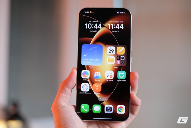Trên tay smartphone Xiaomi giá chỉ 17 triệu mà có chip Snapdragon 8 Elite Gen 5, pin tận 8.000mAh- Ảnh 4. Trên tay smartphone Xiaomi giá chỉ 17 triệu mà có chip Snapdragon 8 Elite Gen 5, pin tận 8.000mAh- Ảnh 4.