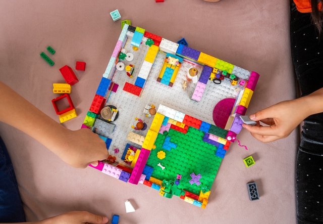 "Ph&aacute;" b&iacute; mật của LEGO: V&igrave; sao những khối h&igrave;nh v&ocirc; tri nhỏ x&iacute;u n&agrave;y trở th&agrave;nh ước mơ của mọi đứa trẻ nhỏ v&agrave; cả "đứa trẻ lớn"? - Ảnh 4.