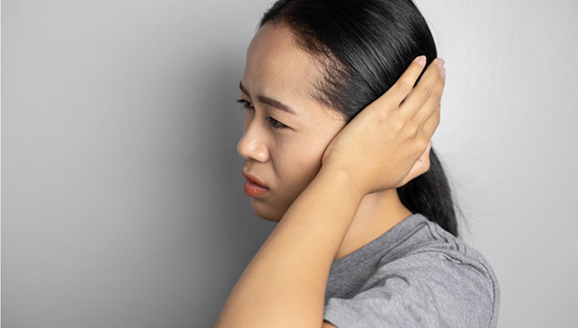 Trước khi đột quỵ, tai c&oacute; thể ph&aacute;t ra 3 t&iacute;n hiệu cảnh b&aacute;o nhưng nhiều người lại xem nhẹ- Ảnh 1.