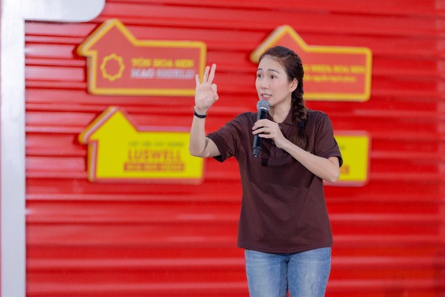 Nữ MC nổi tiềng miền Nam bị n&oacute;i hay đi xin tiền: "T&ocirc;i mang tiếng một ch&uacute;t cũng kh&ocirc;ng sao" - Ảnh 1.