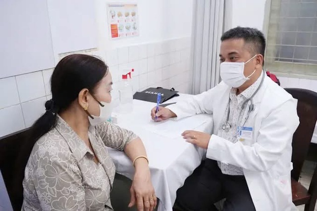 Hồ sơ sức khỏe điện tử tr&ecirc;n Ứng dụng C&ocirc;ng d&acirc;n số Th&agrave;nh phố Hồ Ch&iacute; Minh: Bước ngoặt trong quản trị y tế v&agrave; chăm s&oacute;c sức khỏe to&agrave;n d&acirc;n - Ảnh 4.