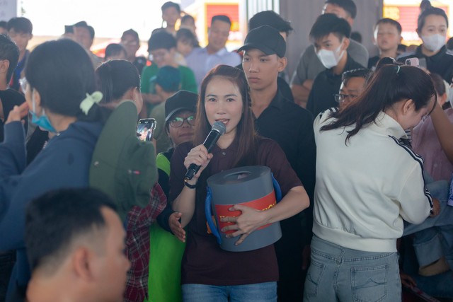 Nữ MC l&agrave; b&agrave; chủ: "Chồng lo lắng về sức khỏe của t&ocirc;i"- Ảnh 1.