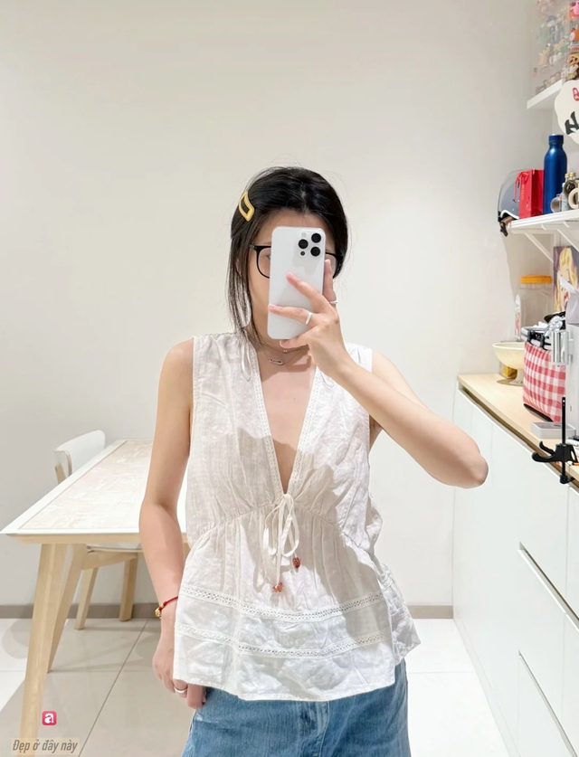 C&ocirc; n&agrave;ng n&agrave;y thử loạt &aacute;o ở Zara v&agrave; gợi &yacute; 6 thiết kế chất m&aacute;t đ&aacute;ng sắm cho chuyến du lịch h&egrave; - Ảnh 4.
