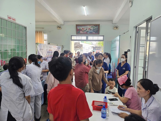 H&agrave;nh tr&igrave;nh nh&acirc;n &aacute;i &ndash; n&acirc;ng niu nụ cười trẻ thơ Đ&ocirc;ng Hưng Thuận - Ảnh 2.