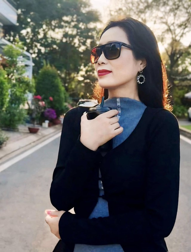 Nhan sắc nữ NSND vừa lên chức chủ tịch, được đại gia yêu say đắm suốt 25 năm - Ảnh 5.