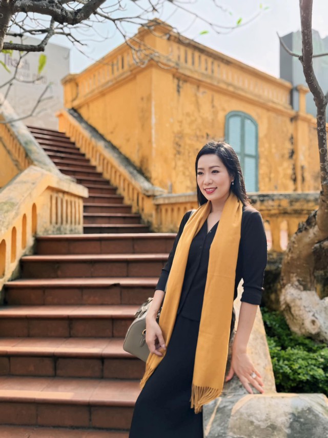 Nhan sắc nữ NSND vừa lên chức chủ tịch, được đại gia yêu say đắm suốt 25 năm - Ảnh 4.