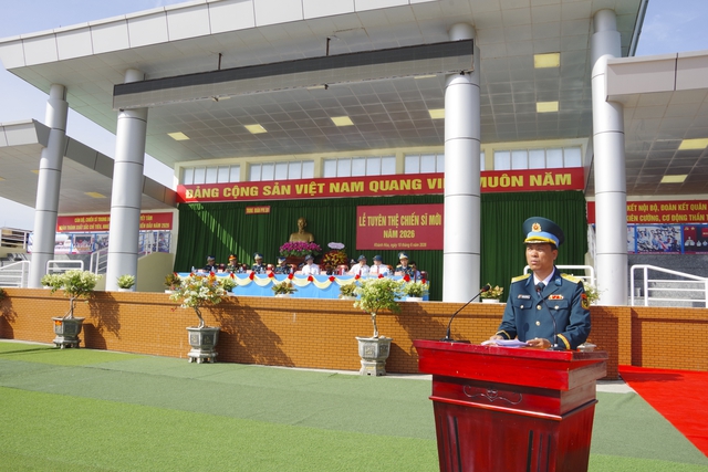 Trung đo&agrave;n 591, Sư đo&agrave;n 377 tổ chức lễ tuy&ecirc;n thệ chiến sĩ mới - Ảnh 2.