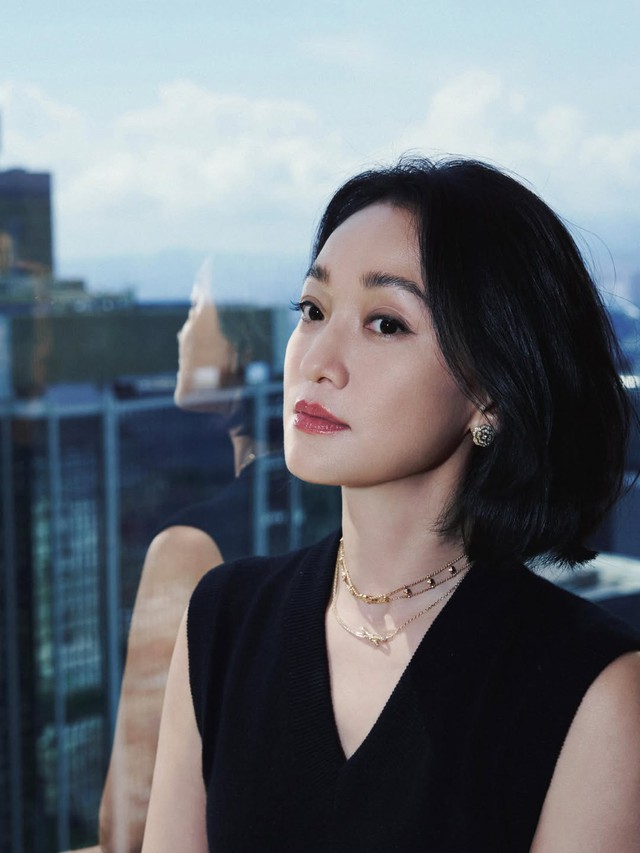 Phụ nữ thông minh biết "nuôi" ánh mắt: 3 bài tập thần thái giúp đôi mắt luôn có thần, nhìn thấu cơ hội kiếm tiền ở tuổi trung niên - Ảnh 2.
