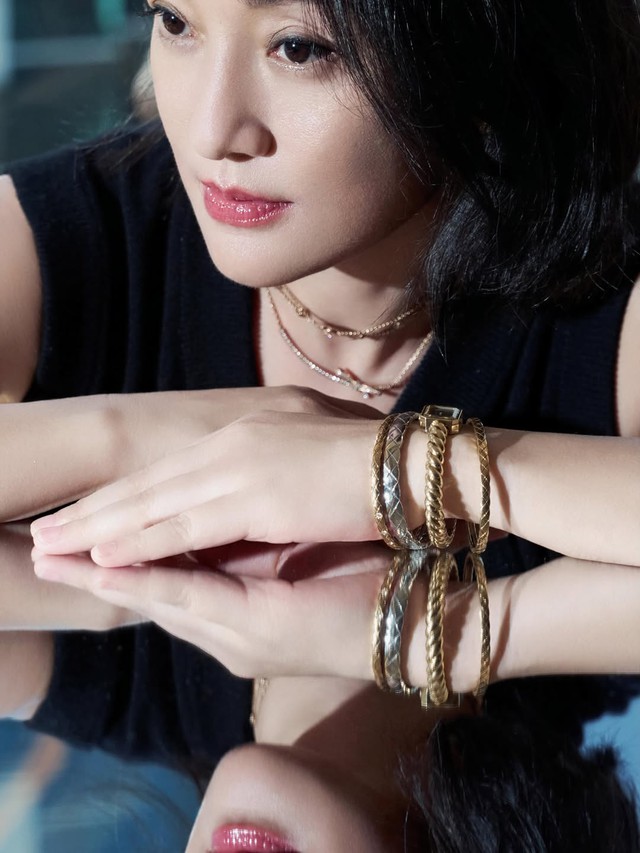 Phụ nữ thông minh biết "nuôi" ánh mắt: 3 bài tập thần thái giúp đôi mắt luôn có thần, nhìn thấu cơ hội kiếm tiền ở tuổi trung niên - Ảnh 3.