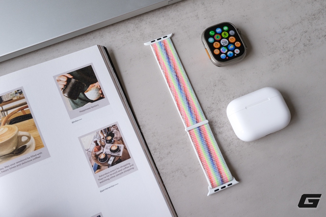 Trên tay dây đeo Apple Watch Pride Edition 2026: Có lẽ là phiên bản Pride đẹp nhất nhiều năm qua - Ảnh 7.