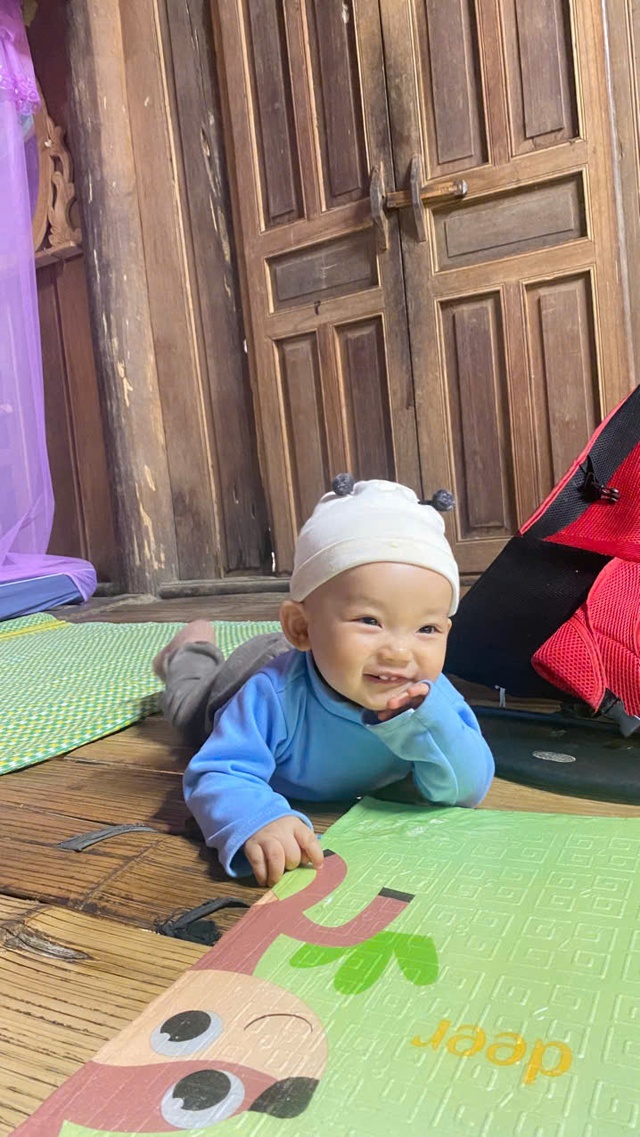 Giấc mơ làm cha mẹ của đôi vợ chồng từng bán hết trâu, bò để chạy chữa hiếm muộn - Ảnh 1.