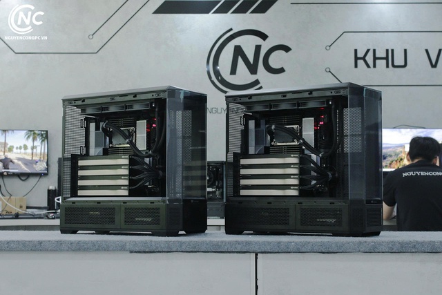 Cận cảnh 2 bộ PC chuy&ecirc;n AI gi&aacute; 4 tỷ đồng của đại gia Việt: 8 GPU NVIDIA RTX PRO 6000 Blackwell, RAM 1TB, Ryzen Threadripper PRO 9985WX- Ảnh 1.