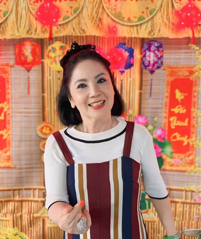 Hoa khôi cải lương 3 lần đò: Sống một mình trong căn nhà 6 tầng giá 20 tỷ, thu nhập 100 triệu/tháng - Ảnh 4.