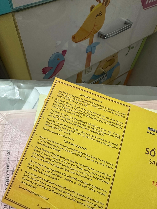 Mẹ chồng cho tôi xem sổ tiết kiệm 3 tỷ rồi nói: "Sau này là của con" nhưng điều kiện kèm theo khiến tôi không ngủ được- Ảnh 1. Mẹ chồng cho tôi xem sổ tiết kiệm 3 tỷ rồi nói: "Sau này là của con" nhưng điều kiện kèm theo khiến tôi không ngủ được- Ảnh 1.