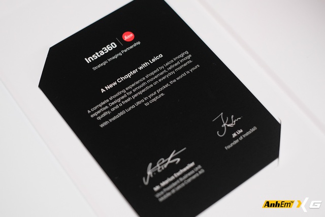 Trên tay Insta360 Luna Ultra: Camera gimbal đầu tiên với màn hình tháo rời, camera kép Leica và mức giá khiến nhiều người phải suy nghĩ- Ảnh 3. Trên tay Insta360 Luna Ultra: Camera gimbal đầu tiên với màn hình tháo rời, camera kép Leica và mức giá khiến nhiều người phải suy nghĩ- Ảnh 3.