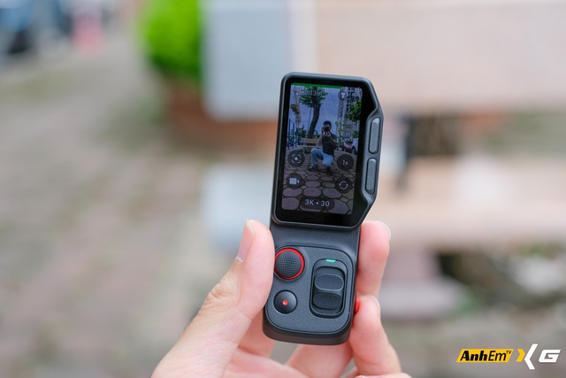 Trên tay Insta360 Luna Ultra: Camera gimbal đầu tiên với màn hình tháo rời, camera kép Leica và mức giá khiến nhiều người phải suy nghĩ- Ảnh 19. Trên tay Insta360 Luna Ultra: Camera gimbal đầu tiên với màn hình tháo rời, camera kép Leica và mức giá khiến nhiều người phải suy nghĩ- Ảnh 19.