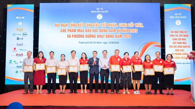 Đảm bảo an ninh nguồn m&aacute;u khu vực Đ&ocirc;ng Nam Bộ: H&agrave;nh tr&igrave;nh từ sự phối hợp chiến lược đến &ldquo;ng&acirc;n h&agrave;ng m&aacute;u sống&rdquo; - Ảnh 4.
