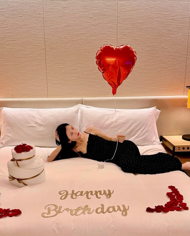 Nhan sắc của Trần Kiều Ân ngày càng gây sốc, bảo sao chồng thiếu gia kém 9 tuổi phải giấu kỹ ở nhà- Ảnh 5. Nhan sắc của Trần Kiều Ân ngày càng gây sốc, bảo sao chồng thiếu gia kém 9 tuổi phải giấu kỹ ở nhà- Ảnh 5.