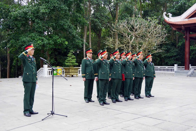 Vận dụng tư tưởng Hồ Chí Minh về phẩm chất nghề nghiệp của người chính trị viên trong Quân đội nhân dân Việt Nam hiện nay - Ảnh 1.