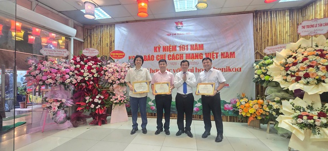 Tạp chí Thanh niên kỷ niệm 101 năm Ngày báo chí cách mạng Việt Nam và ký kết hợp tác với Đại học Phenikaa - Ảnh 6.