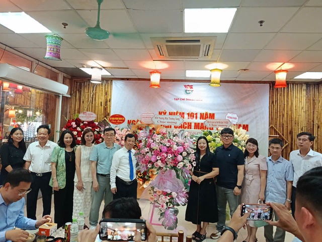 Tạp chí Thanh niên kỷ niệm 101 năm Ngày báo chí cách mạng Việt Nam và ký kết hợp tác với Đại học Phenikaa - Ảnh 10.