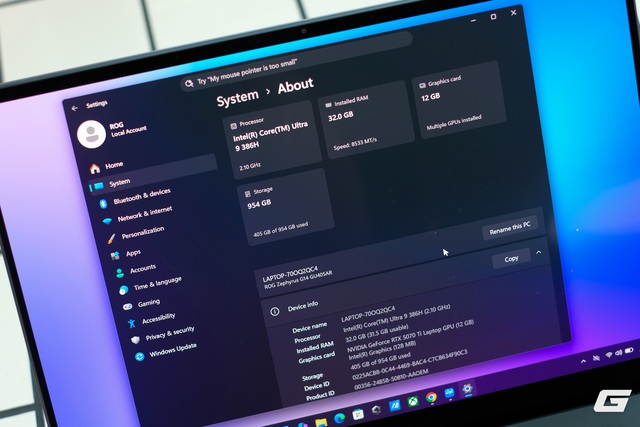 Trên tay ROG Zephyrus G14 (2026): Chia tay AMD sau 6 năm, ASUS đặt cược vào Intel để giải quyết điểm yếu lớn nhất của dòng máy này - Ảnh 4.