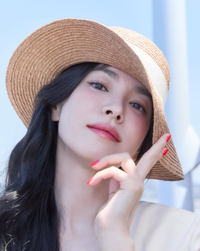 Tròn 7 năm Song - Song ly hôn: Song Hye Kyo tái sinh thành nữ hoàng, Song Joong Ki "còn cái nịt" - Ảnh 6.