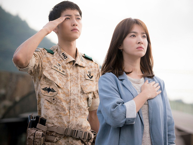 Tròn 7 năm Song - Song ly hôn: Song Hye Kyo tái sinh thành nữ hoàng, Song Joong Ki "còn cái nịt" - Ảnh 10.