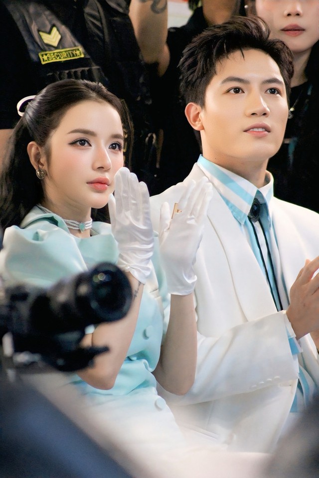 Cặp đôi Việt mãi không chịu xác nhận hẹn hò hóa ra đã âm thầm ra mắt gia đình, hỷ sự không còn xa! - Ảnh 4.