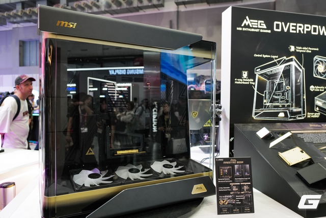 Cận cảnh dàn linh kiện “khủng” của MSI tại Computex 2026: desktop AI, VGA World of Warcraft và case nặng 33kg - Ảnh 1.