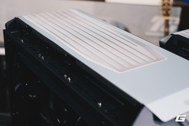 Cận cảnh bộ PC AI giá 1 tỷ đồng tại Việt Nam: Riêng tiền RAM 768GB đã mất 600 triệu đồng, nhưng doanh nghiệp vẫn mạnh tay mua liền 4 bộ- Ảnh 12. Cận cảnh bộ PC AI giá 1 tỷ đồng tại Việt Nam: Riêng tiền RAM 768GB đã mất 600 triệu đồng, nhưng doanh nghiệp vẫn mạnh tay mua liền 4 bộ- Ảnh 12.