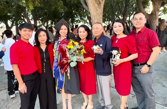 Con gái NSƯT Ngọc Huyền tốt nghiệp đại học ở Mỹ, danh ca Thanh Tuyền cũng có mặt- Ảnh 2.
