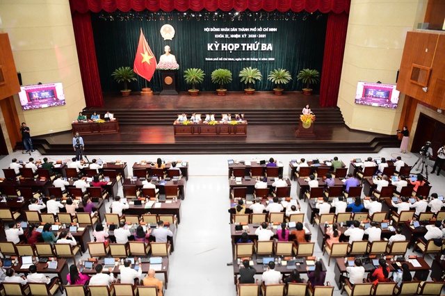 665 tỉ đồng miễn vé xe buýt toàn dân: Cú hích lịch sử thay đổi diện mạo giao thông Thành phố Hồ Chí Minh - Ảnh 2.