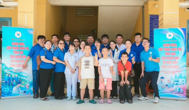 Hành trình nhân văn nơi vùng cao và sứ mệnh chăm sóc sức khỏe nhân dân của Bệnh viện Thống Nhất - Ảnh 2.