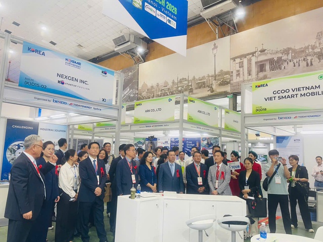 Xu hướng Đổi mới s&aacute;ng tạo - Chuyển đổi xanh tại Hội chợ Triển l&atilde;m quốc tế C&ocirc;ng nghệ Năng lượng - M&ocirc;i trường H&agrave; Nội 2026 - Ảnh 2.