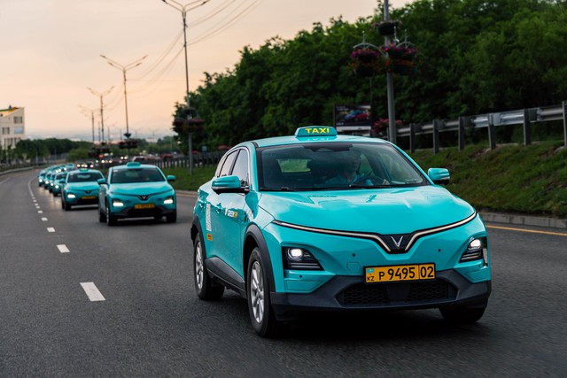 Green SM chính thức ra mắt dịch vụ gọi xe thuần điện tại Kazakhstan - Ảnh 4.