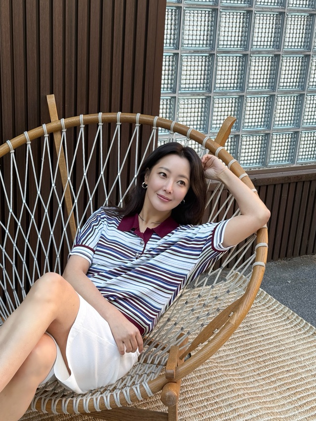 Minh tinh tự nhận m&igrave;nh đẹp hơn Song Hye Kyo: Nhan sắc thật tuổi 50 qua cam cận g&acirc;y ngỡ ng&agrave;ng- Ảnh 13.