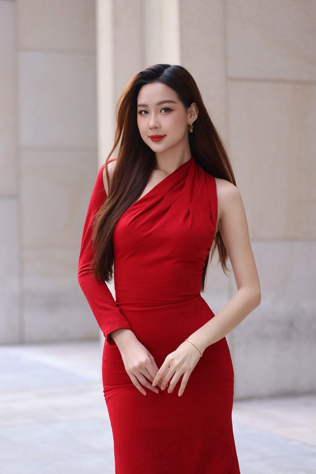 Xôn xao động thái của Miss World giữa ồn ào Bảo Ngọc "phông bạt" - Ảnh 3.