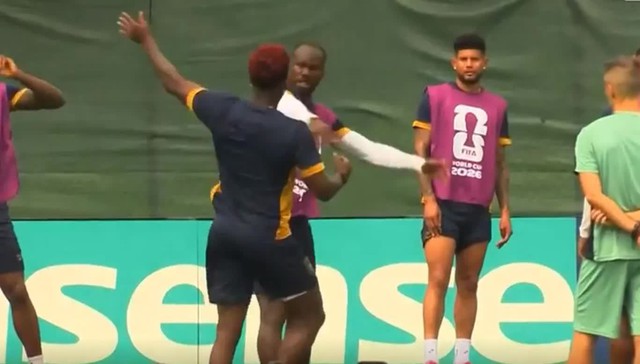 B&ugrave;ng nổ drama World Cup: Nội bộ tuyển Panama lục đục, x&ocirc; x&aacute;t ngay tr&ecirc;n s&acirc;n tập trước trận gặp Anh- Ảnh 1.