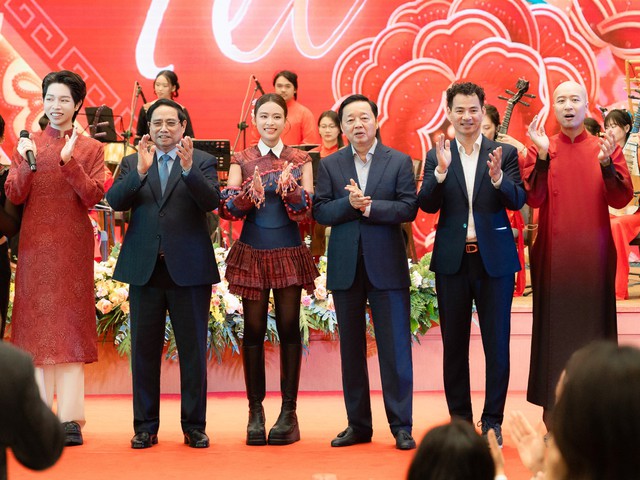 Nữ ca sĩ Việt mất 12 năm mới chạm đỉnh sự nghiệp, chỉ 1 câu hát đã nổi tiếng khắp Trung Quốc- Ảnh 9.