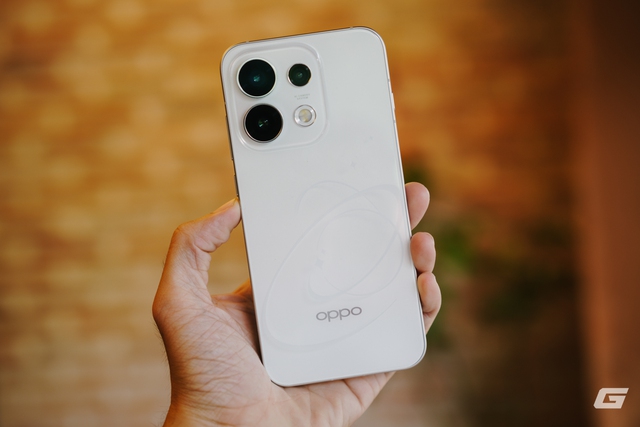 Đ&acirc;y l&agrave; OPPO Reno16 Pro 5G: Mặt lưng 3D nổi si&ecirc;u "ảo diệu", camera 200MP v&agrave; chế độ chụp ảnh giả lập phim rất GenZ- Ảnh 5.