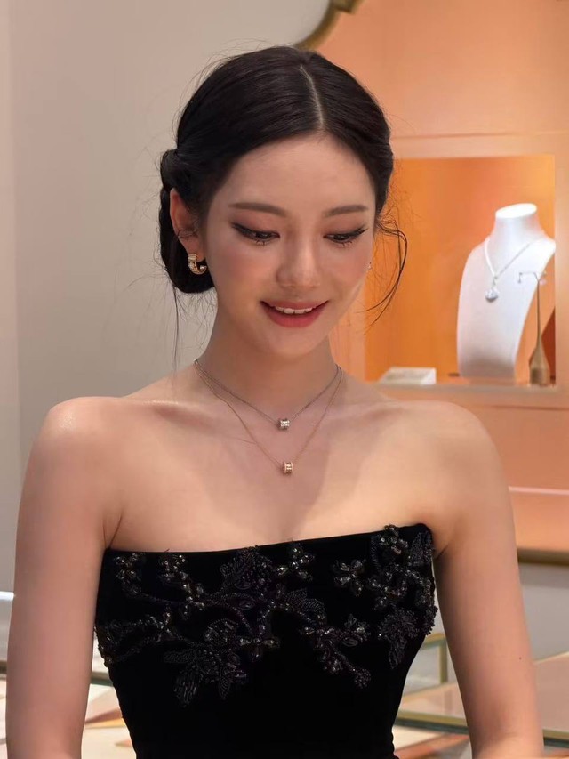 Ngược đời mỹ nh&acirc;n khiến cam thường phải &ldquo;đầu h&agrave;ng&rdquo;, ảnh chưa chỉnh sửa c&ograve;n đẹp hơn photoshop- Ảnh 3.